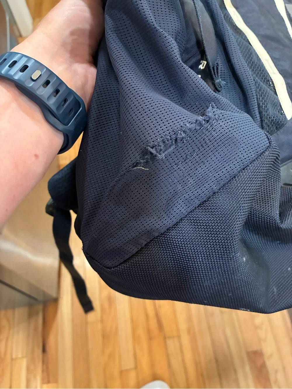 The North Face Recon Hiking Backpack Black/blue Padded Ext Pockets Zip